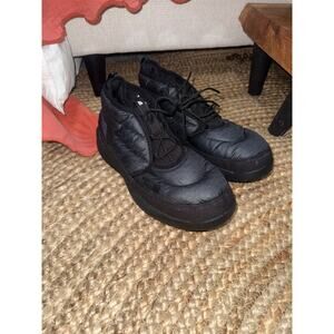 The North Face NSE Chukka boots in black women's size 10.5